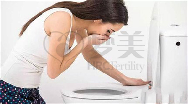 女性恶心.jpg
