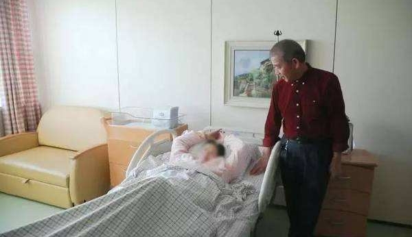 山东枣庄67岁高龄高危产妇田女士
