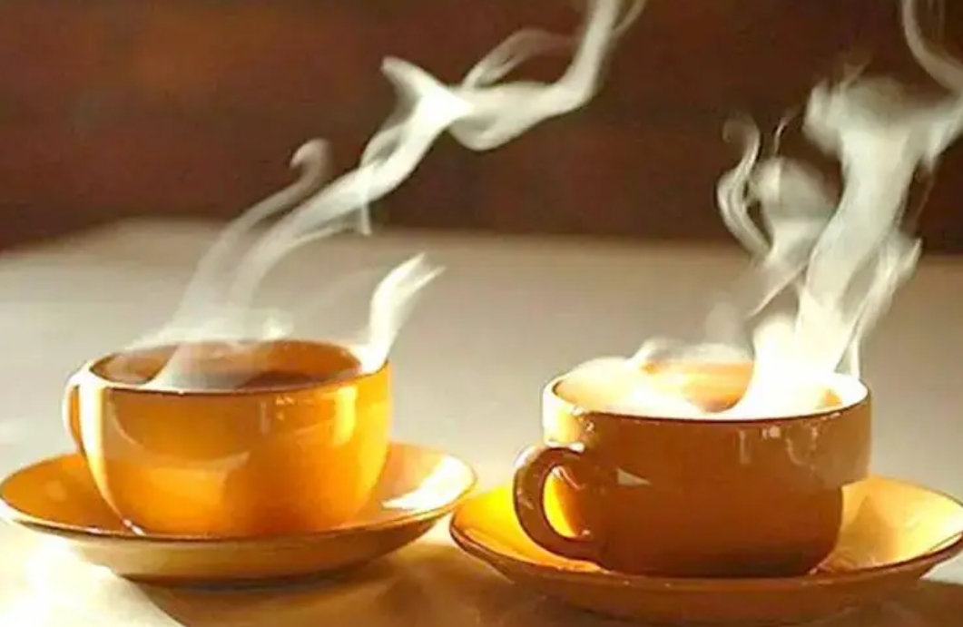 多喝温开水、姜茶